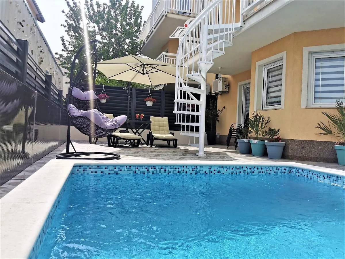 Apartment Apartman Stipic 2 Kastela